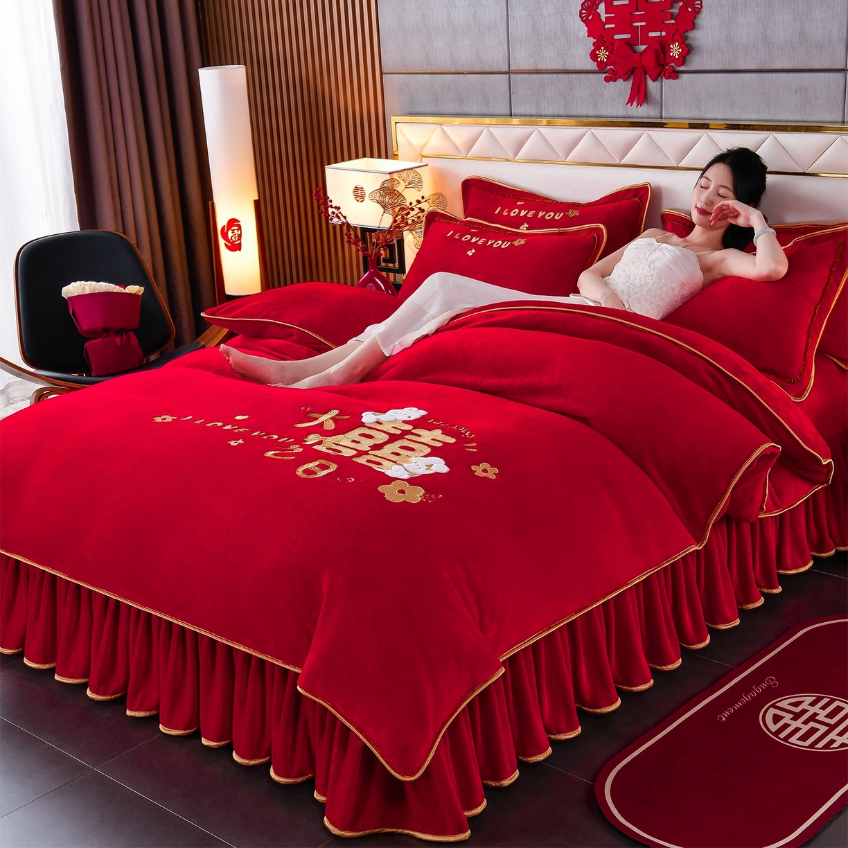 91家纺网 家纺一手货源 找家纺 居尚家纺 2025新款牛奶绒大红婚庆刺绣四件套 大喜之日