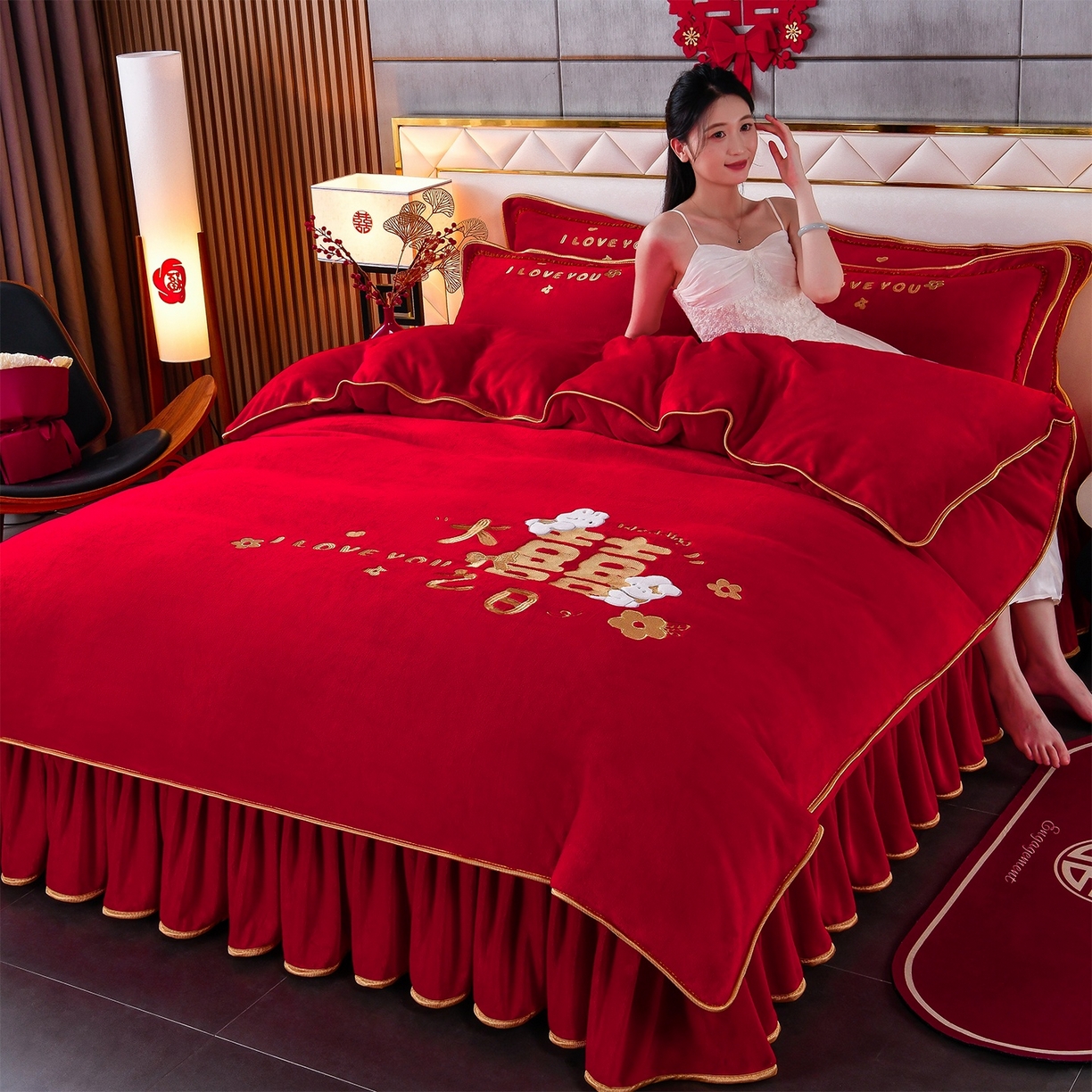 91家纺网 家纺一手货源 找家纺 居尚家纺 2025新款牛奶绒大红婚庆刺绣四件套 大喜之日