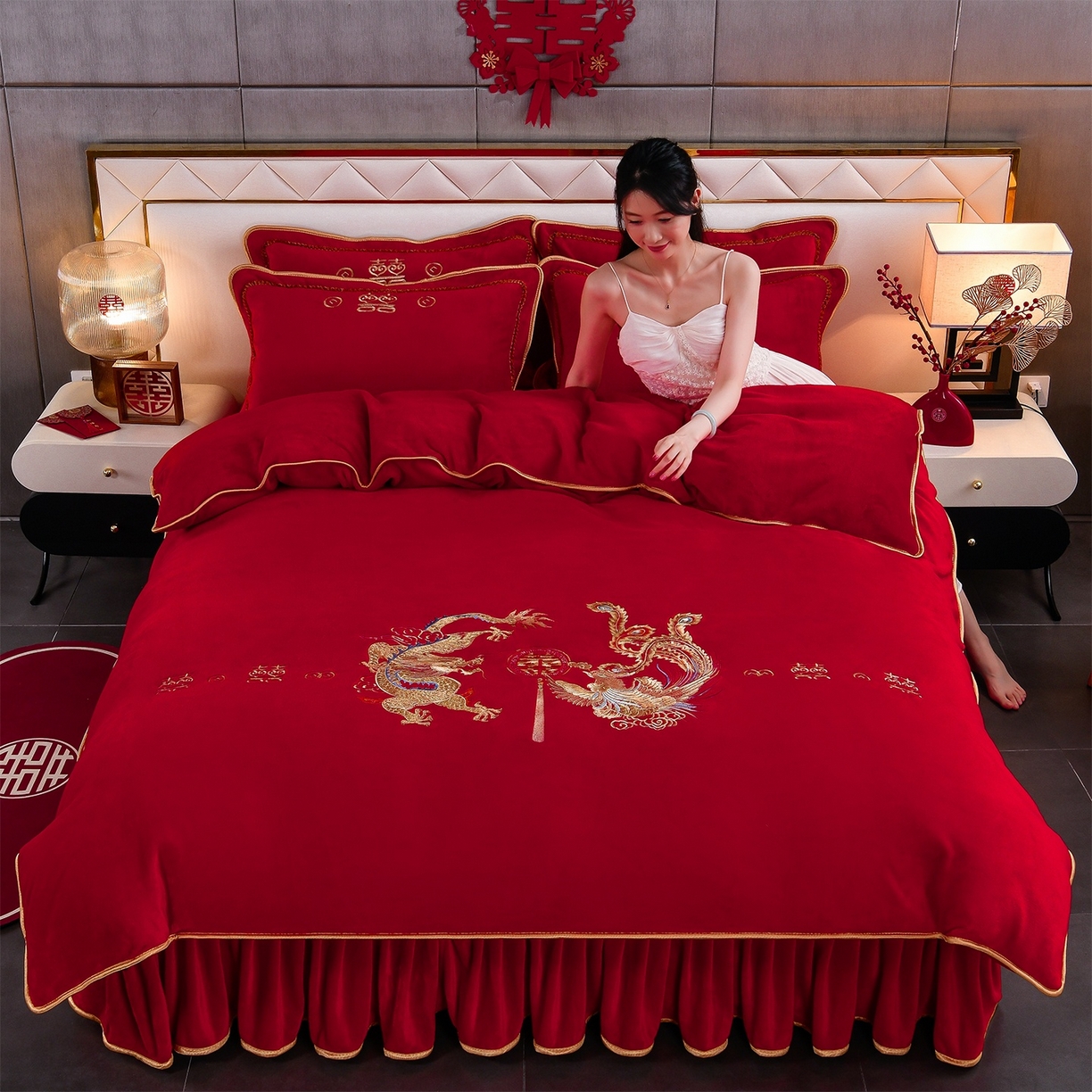 居尚家纺 2025新款牛奶绒大红婚庆刺绣四件套 龙凤呈祥