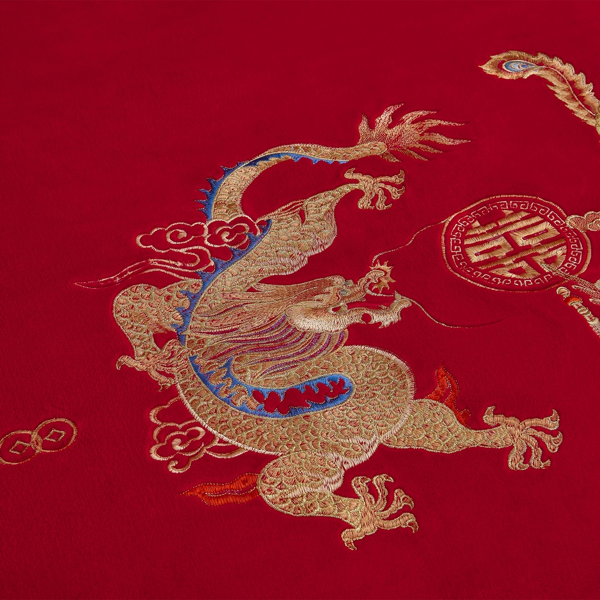 91家纺网 家纺一手货源 找家纺 居尚家纺 2025新款牛奶绒大红婚庆刺绣四件套 龙凤呈祥