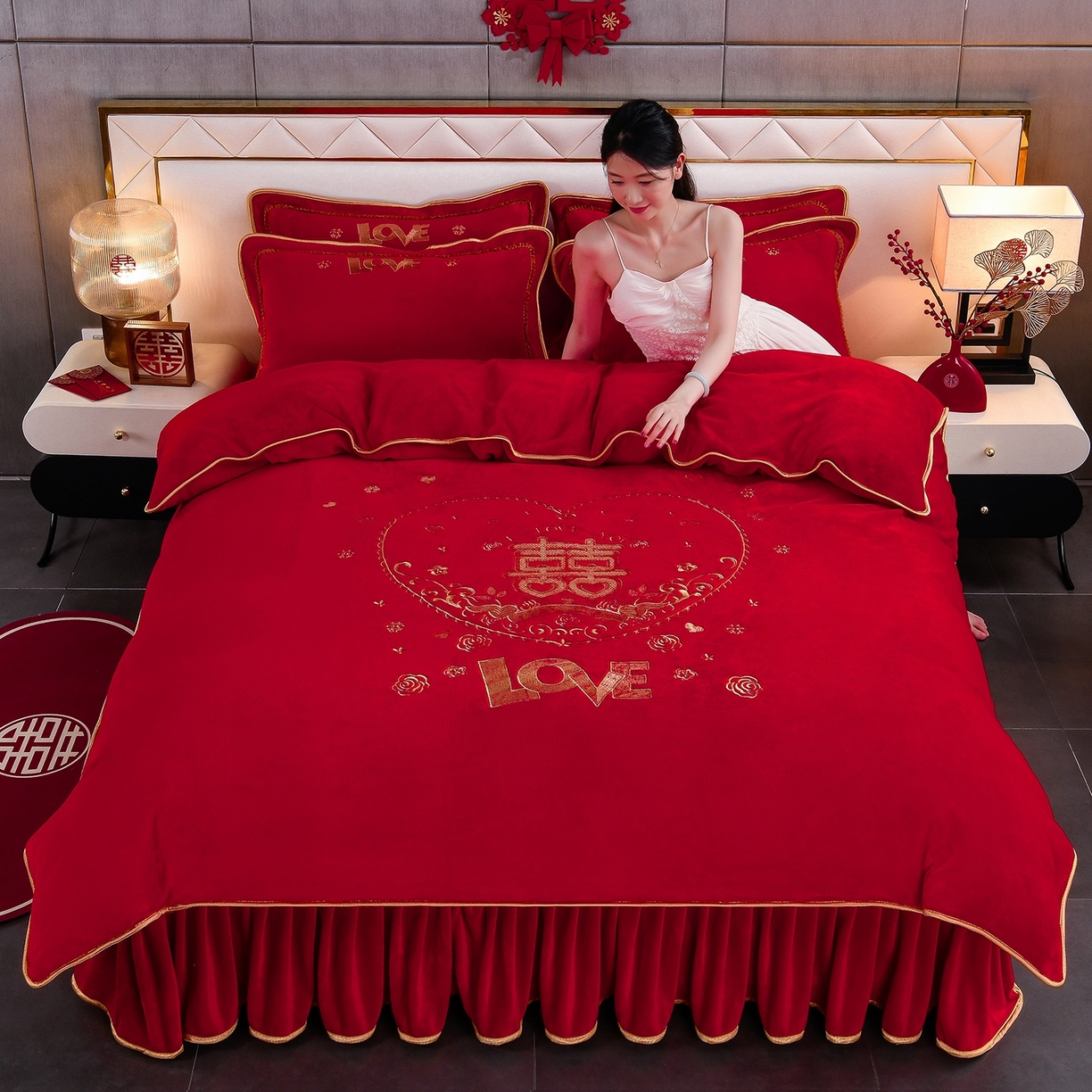 居尚家纺 2025新款牛奶绒大红婚庆刺绣四件套 喜爱