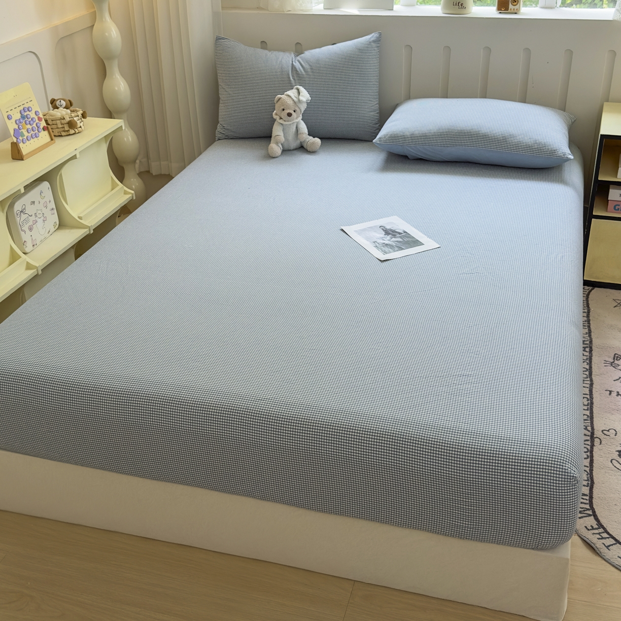 91家纺网 家纺一手货源 找家纺 宜家坊 2025新款A类色织全棉水洗棉床笠单件纯棉格子纯色学生宿舍定制定做 密格-浅蓝