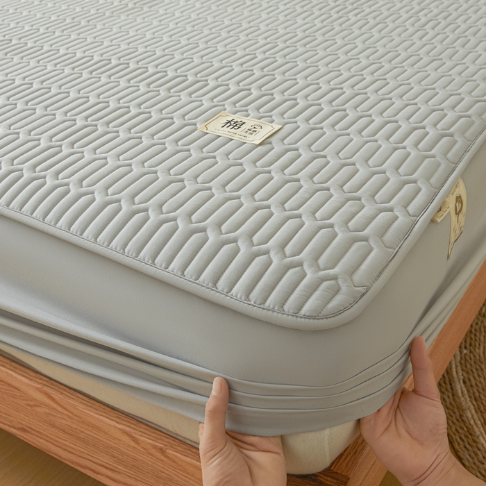 91家纺网 家纺一手货源 找家纺 曼陀罗 2025新款A类新疆棉花夹棉防水床笠 小竹纹-浅灰