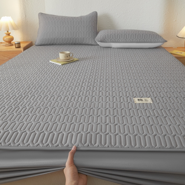 91家纺网 家纺一手货源 找家纺 曼陀罗 2025新款A类新疆棉花夹棉防水床笠 小竹纹-深灰