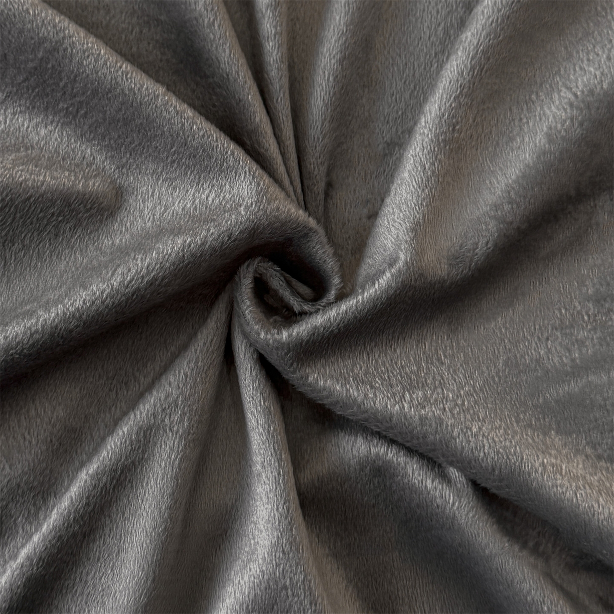 91家纺网 家纺一手货源 找家纺 云棉坊 2025新款水晶绒刺绣四件套-初见 初见-高级灰