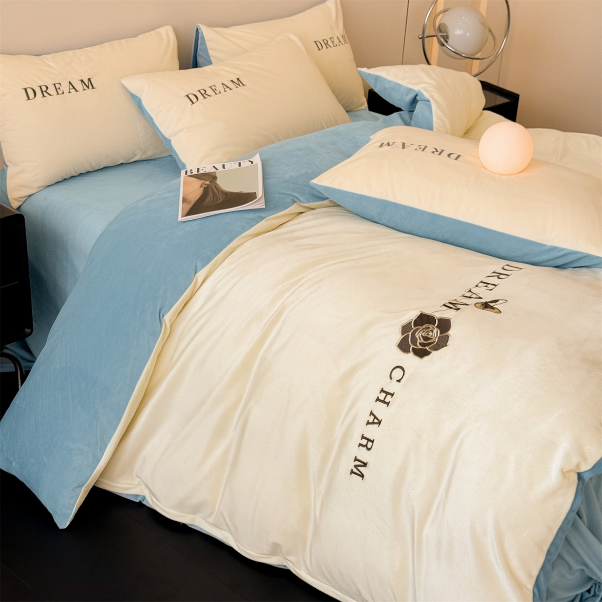 91家纺网 家纺一手货源 找家纺 云棉坊 2025新款水晶绒刺绣四件套-初见 初见-奶白兰