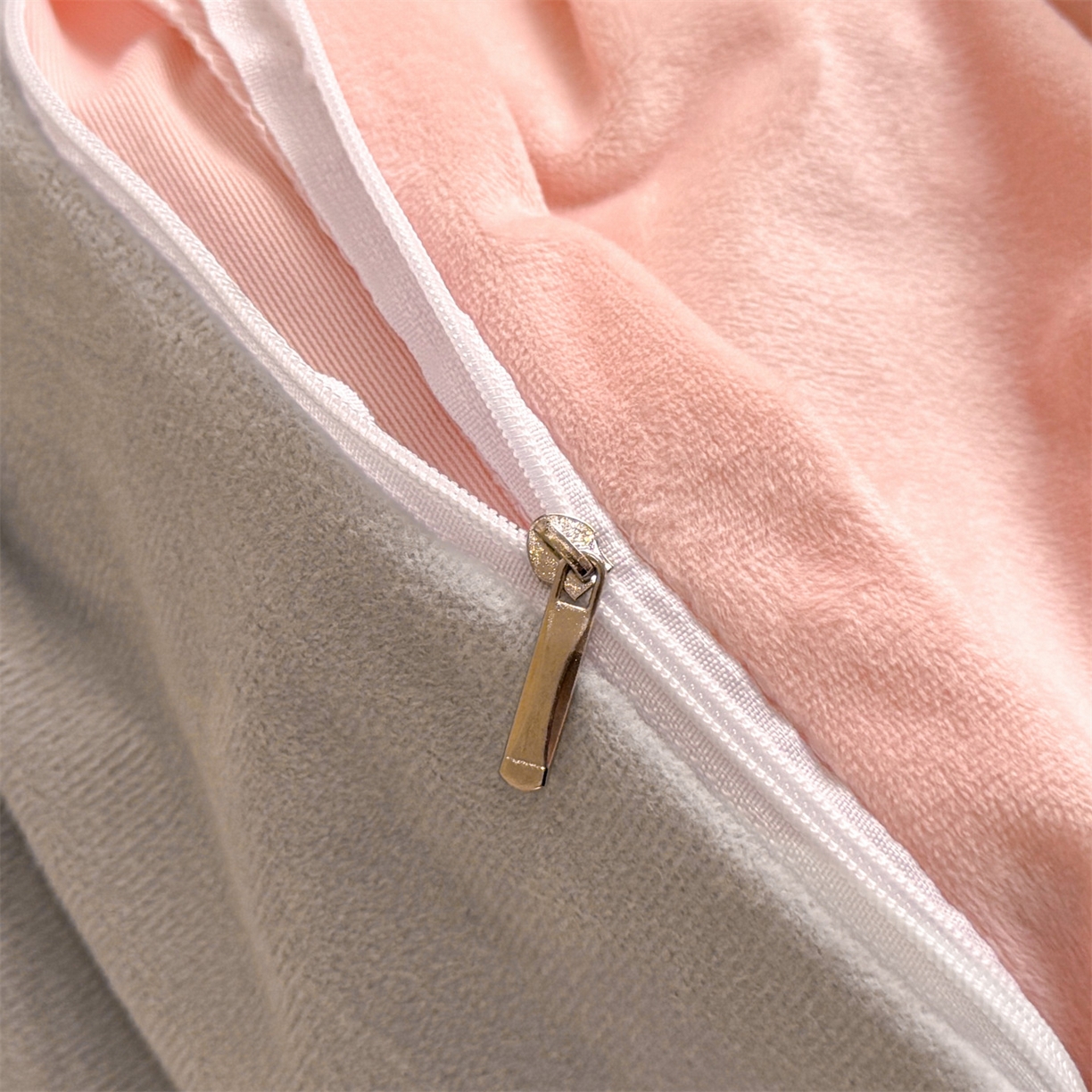 91家纺网 家纺一手货源 找家纺 云棉坊 2025新款水晶绒刺绣四件套-初见 初见-蜜桃粉