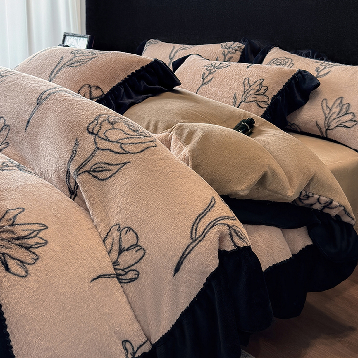 91家纺网 家纺一手货源 找家纺 （总）优悦生活馆 2025新款全棉新疆长绒棉四件套-鸢尾花畔风格二