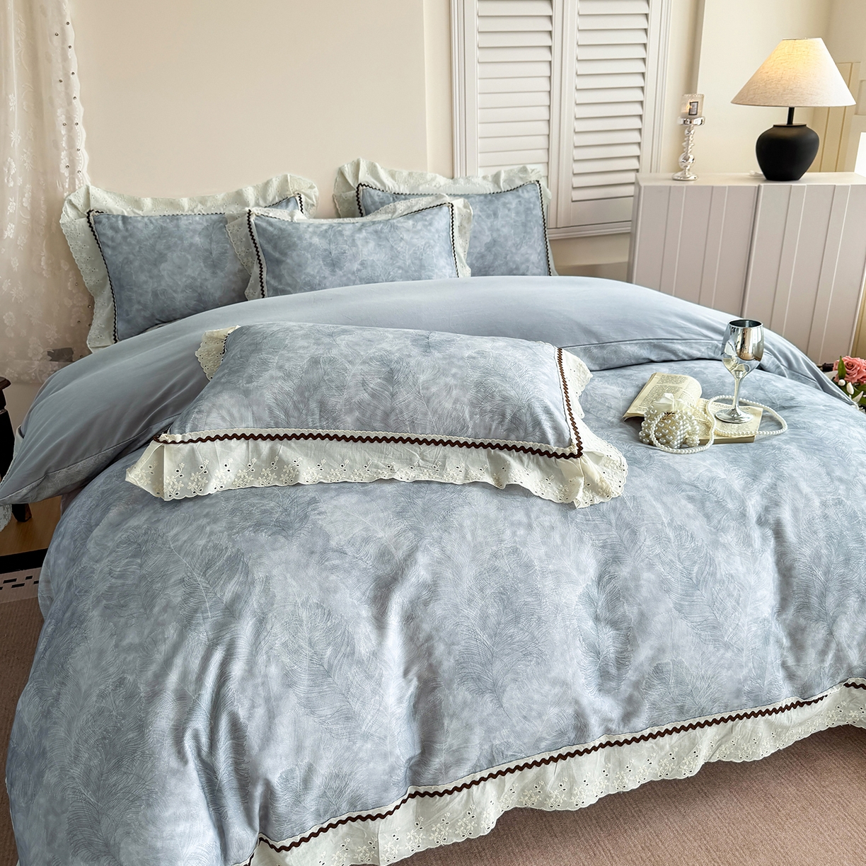 星座家纺 2025新款秋冬全棉花边数码印花磨毛四件套 羽絮-灰