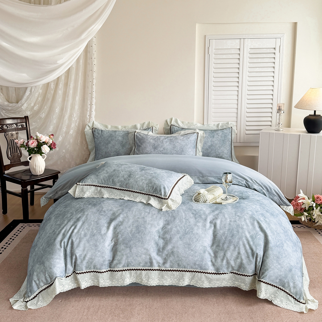 91家纺网 家纺一手货源 找家纺 星座家纺 2025新款秋冬全棉花边数码印花磨毛四件套 羽絮-灰