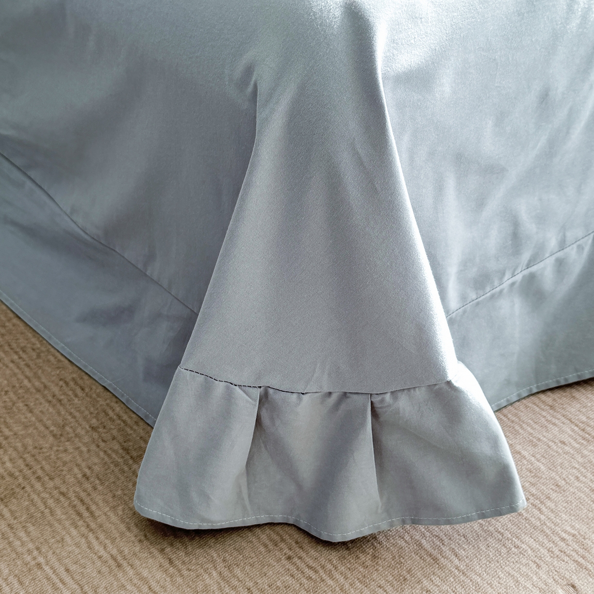 91家纺网 家纺一手货源 找家纺 星座家纺 2025新款秋冬全棉花边数码印花磨毛四件套 羽絮-灰