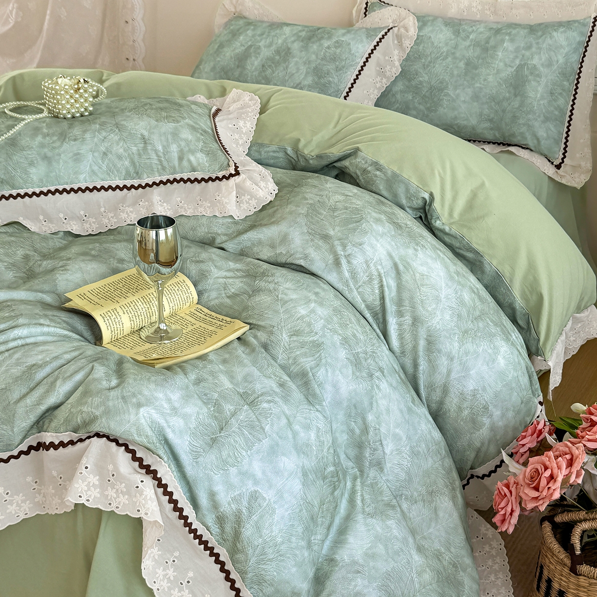 91家纺网 家纺一手货源 找家纺 星座家纺 2025新款秋冬全棉花边数码印花磨毛四件套 羽絮-兰