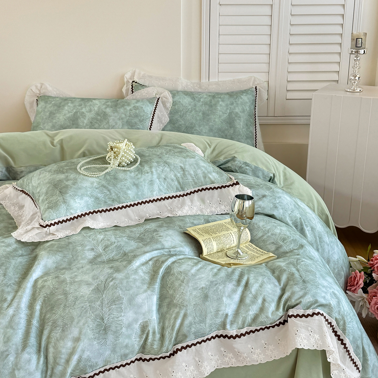 91家纺网 家纺一手货源 找家纺 星座家纺 2025新款秋冬全棉花边数码印花磨毛四件套 羽絮-兰