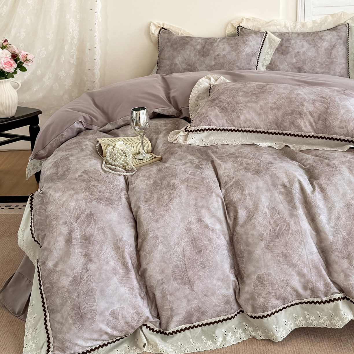 91家纺网 家纺一手货源 找家纺 星座家纺 2025新款秋冬全棉花边数码印花磨毛四件套 羽絮-紫