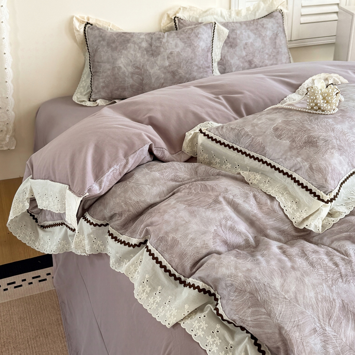 91家纺网 家纺一手货源 找家纺 星座家纺 2025新款秋冬全棉花边数码印花磨毛四件套 羽絮-紫