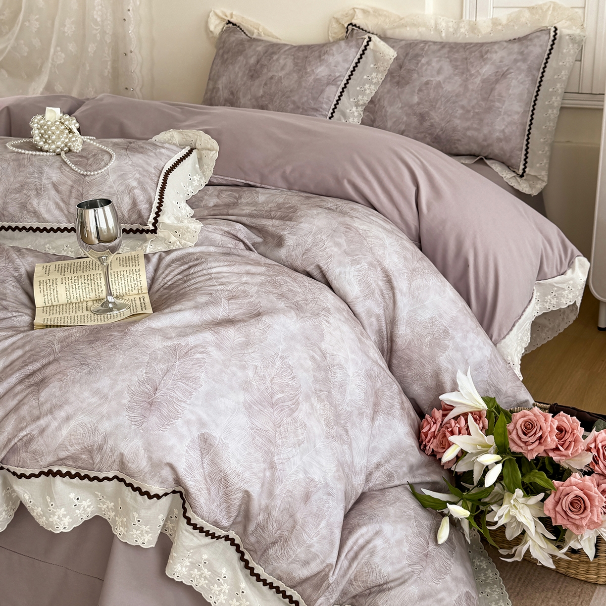 91家纺网 家纺一手货源 找家纺 星座家纺 2025新款秋冬全棉花边数码印花磨毛四件套 羽絮-紫