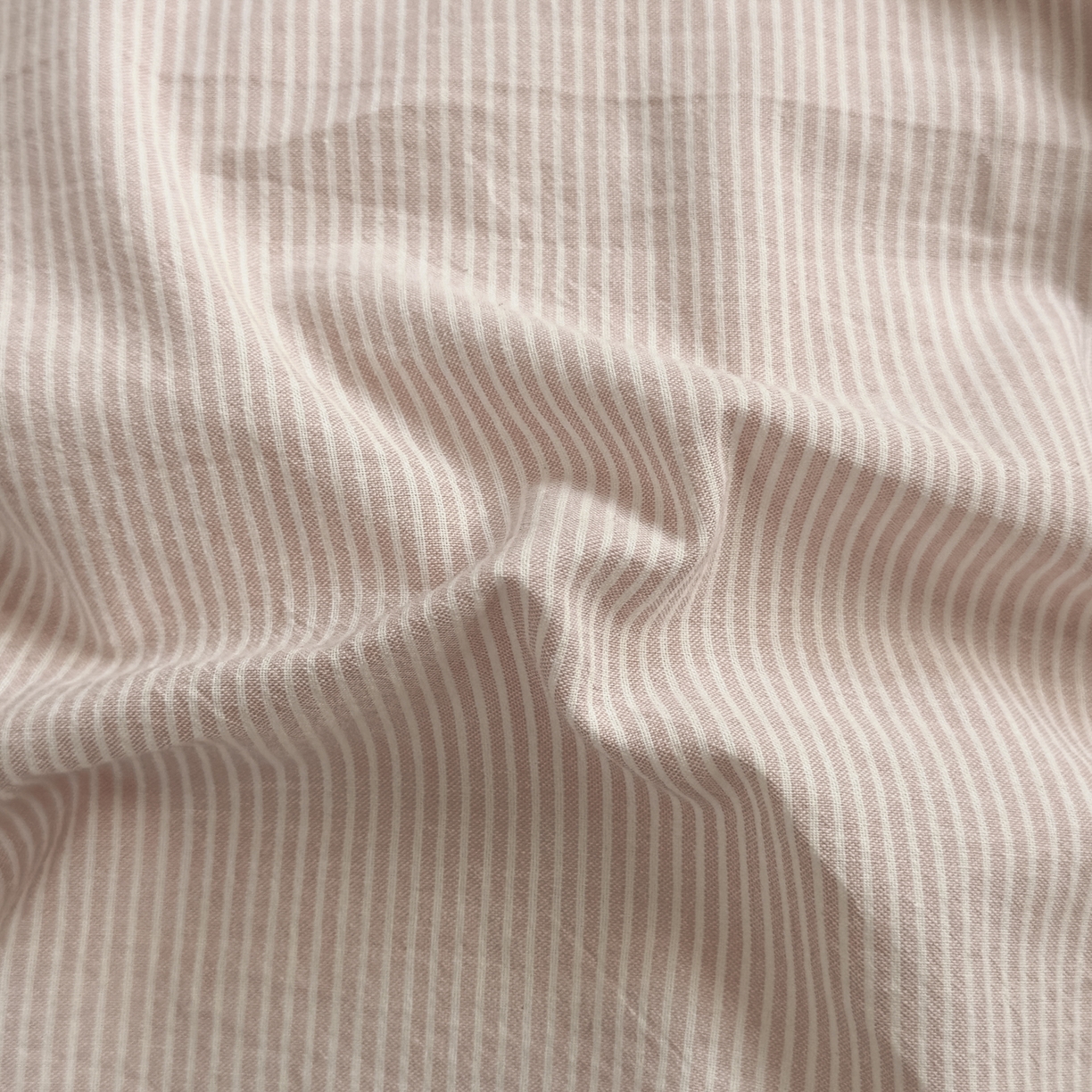 91家纺网 家纺一手货源 找家纺 宜家坊 2025新款A类全棉色织水洗棉被套单件纯棉格子纯色学生宿舍被罩定制定做 密条-粉灰