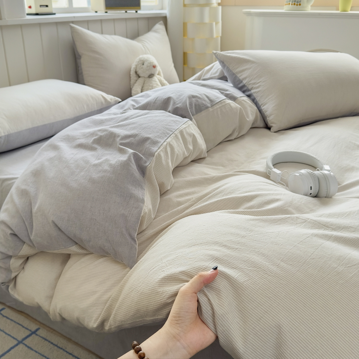 91家纺网 家纺一手货源 找家纺 宜家坊 2025新款A类全棉色织水洗棉被套单件纯棉格子纯色学生宿舍被罩定制定做 密条-米灰