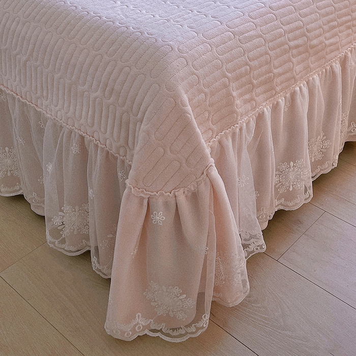 91家纺网 家纺一手货源 找家纺 梦之星 2025新款牛奶绒雕花床盖款床单款四件套 蝶恋花-粉