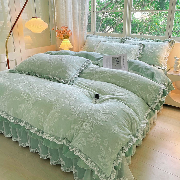 91家纺网 家纺一手货源 找家纺 梦之星 2025新款牛奶绒雕花床盖款床单款四件套 繁花-绿