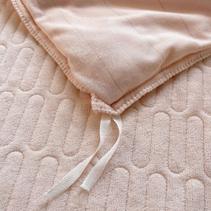 91家纺网 家纺一手货源 找家纺 梦之星 2025新款牛奶绒雕花床盖款床单款四件套 洛梦-粉