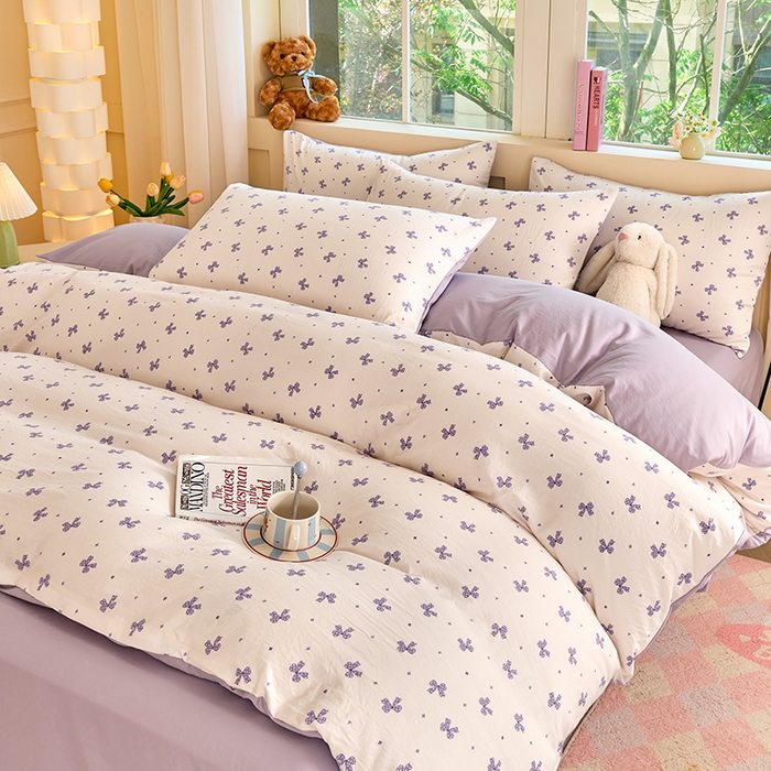 91家纺网 家纺一手货源 找家纺 卢赛尔 2025新款水洗珍珠印花四件套 蝴蝶结紫