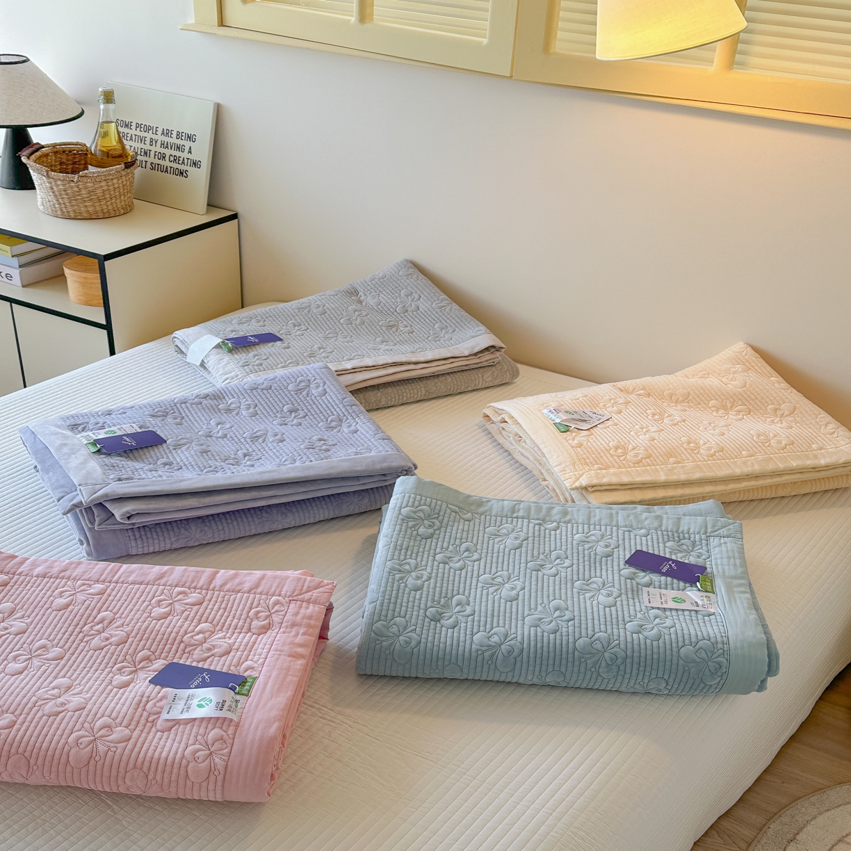 91家纺网 家纺一手货源 找家纺 （总）琳可家居 2025新款蝴蝶系列棉加绒床盖