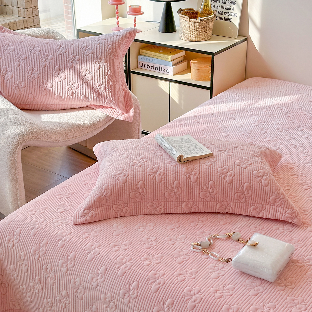 91家纺网 家纺一手货源 找家纺 （总）琳可家居 2025新款蝴蝶系列棉加绒床盖