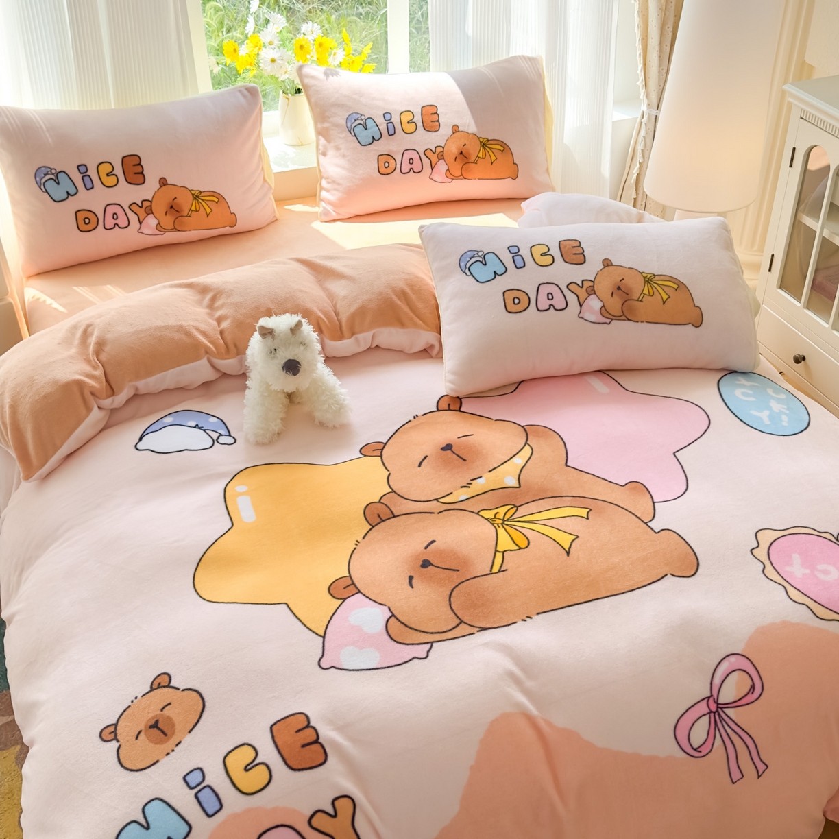 91家纺网 家纺一手货源 找家纺 （总）浩诚 2025新款高克重原创设计牛奶绒大版卡通四件套第2批