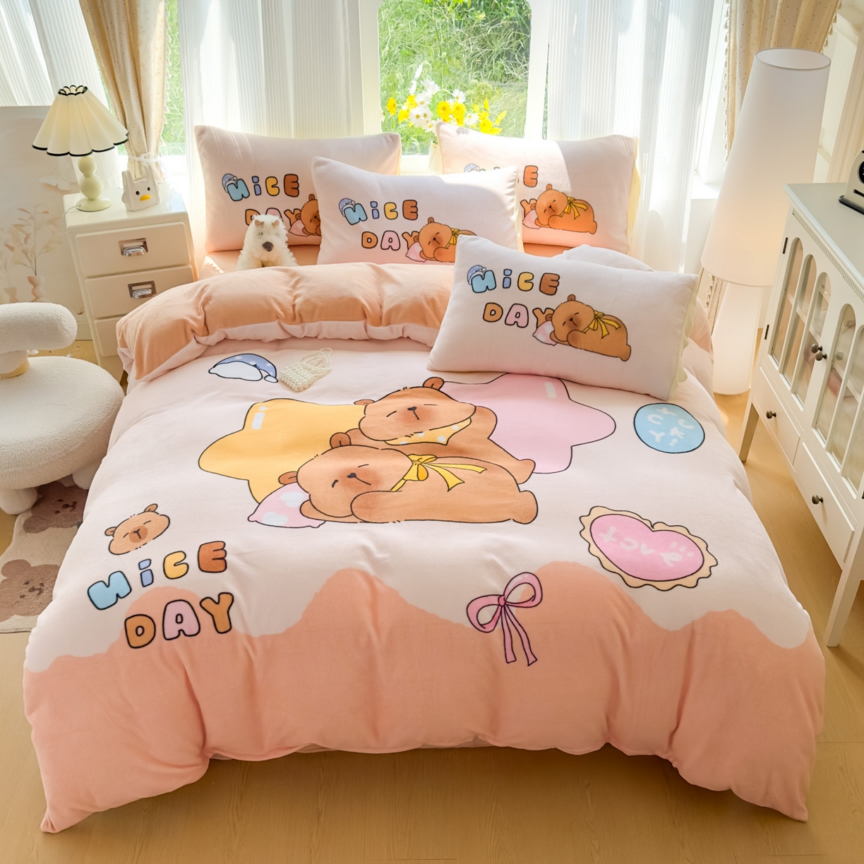 91家纺网 家纺一手货源 找家纺 （总）浩诚 2025新款高克重原创设计牛奶绒大版卡通四件套第2批