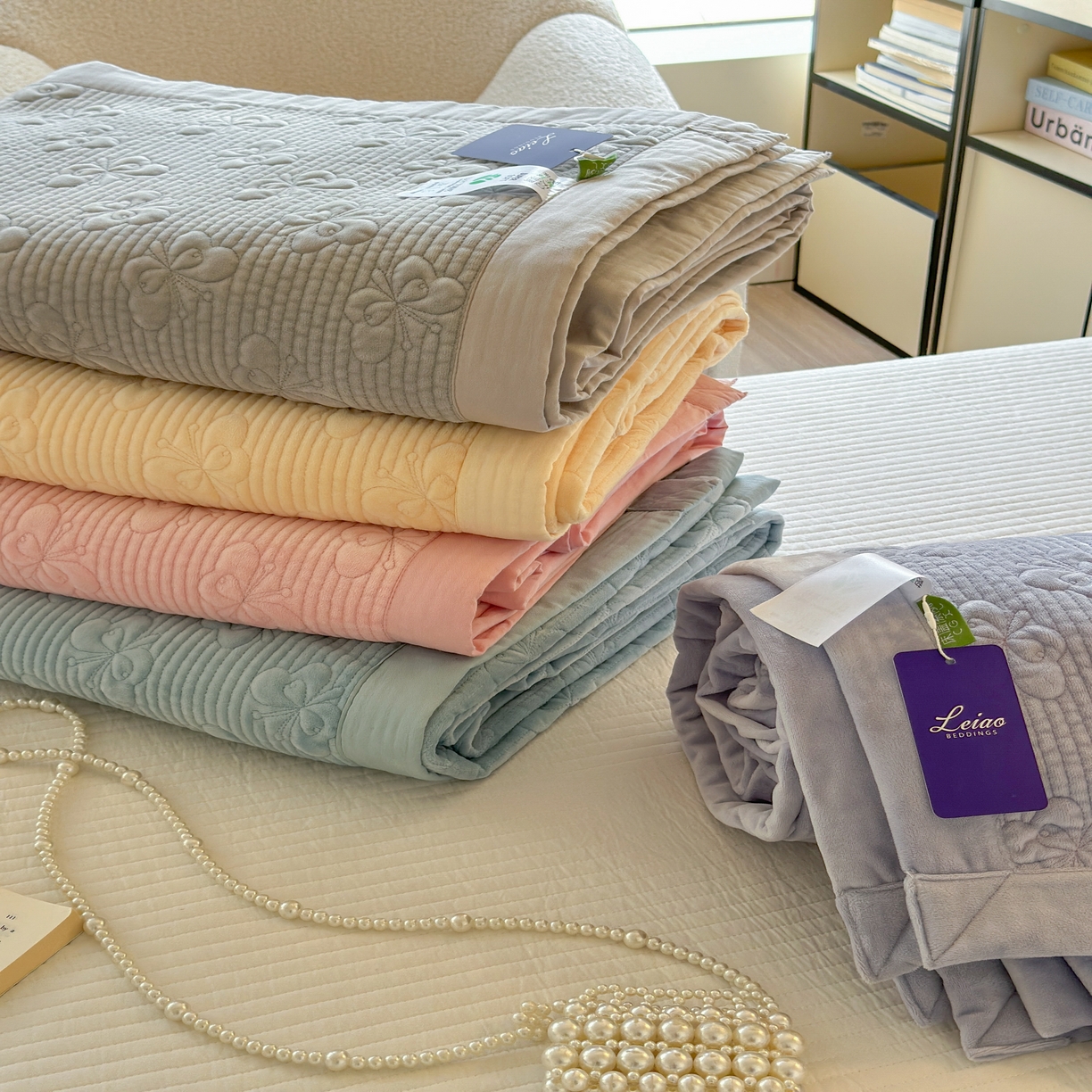 91家纺网 家纺一手货源 找家纺 琳可家居 2025新款蝴蝶系列棉加绒床盖 组合