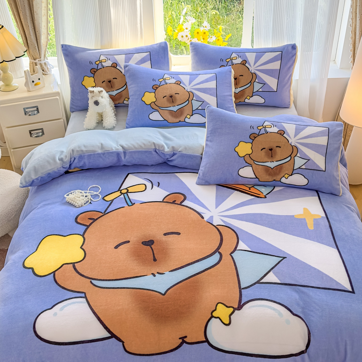 91家纺网 家纺一手货源 找家纺 浩诚 2025新款高克重原创设计牛奶绒大版卡通四件套第2批 飞行员卡卡