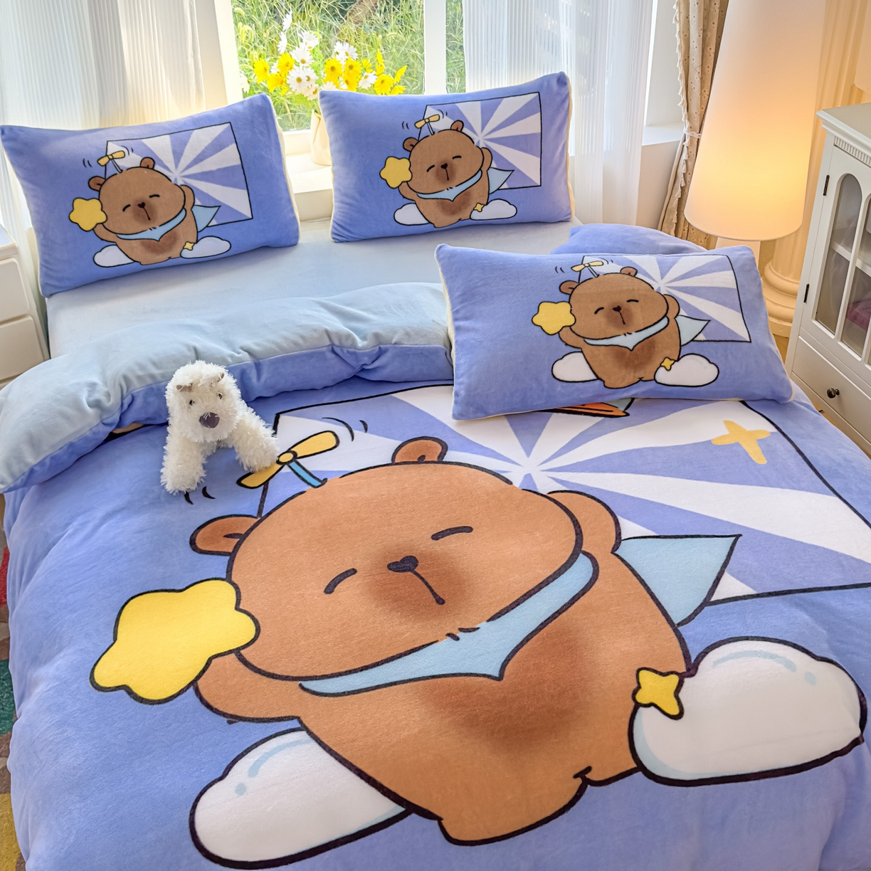 91家纺网 家纺一手货源 找家纺 浩诚 2025新款高克重原创设计牛奶绒大版卡通四件套第2批 飞行员卡卡