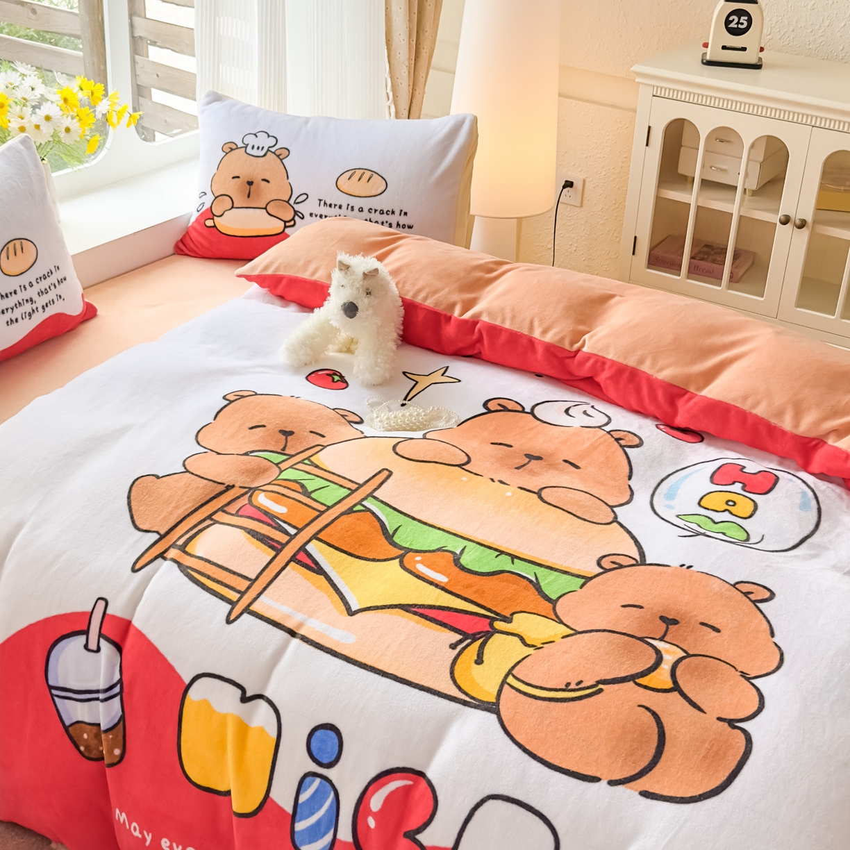 91家纺网 家纺一手货源 找家纺 浩诚 2025新款高克重原创设计牛奶绒大版卡通四件套第2批 汉堡巴拉