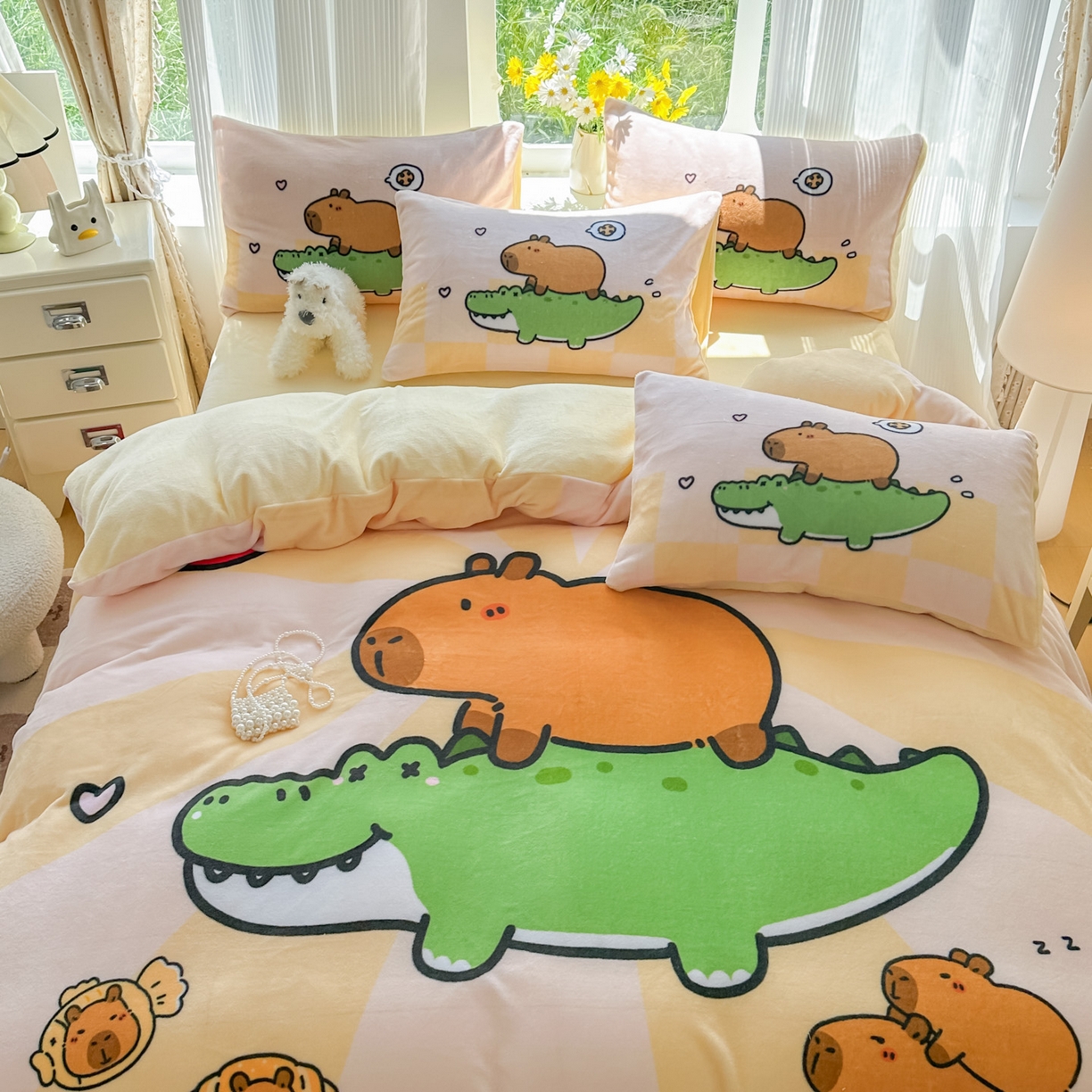 91家纺网 家纺一手货源 找家纺 浩诚 2025新款高克重原创设计牛奶绒大版卡通四件套第2批 趴趴巴拉