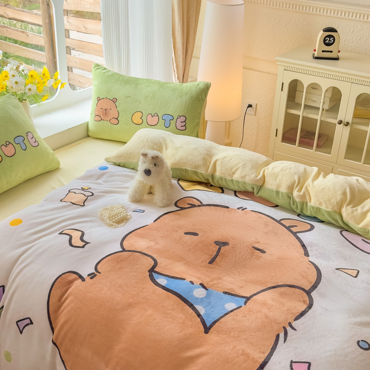 91家纺网 家纺一手货源 找家纺 浩诚 2025新款高克重原创设计牛奶绒大版卡通四件套第2批 水豚巴拉