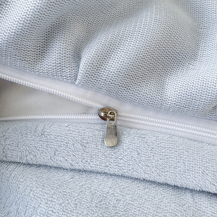 91家纺网 家纺一手货源 找家纺 雅眠居  2025新款韩版花边高克重雕花绒牛奶绒床盖四件套 安娜花园-天空蓝