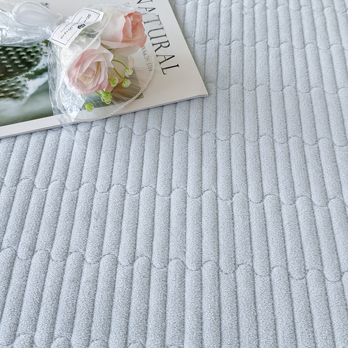 91家纺网 家纺一手货源 找家纺 雅眠居  2025新款韩版花边高克重雕花绒牛奶绒床盖四件套 安娜花园-天空蓝