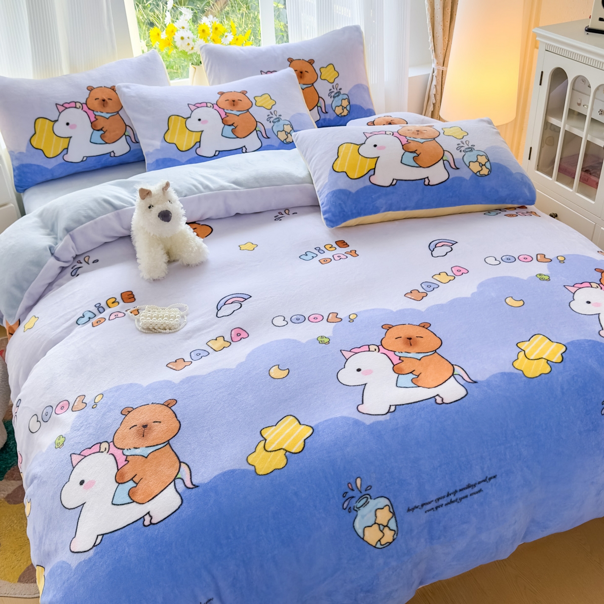 91家纺网 家纺一手货源 找家纺 浩诚 2025新款高克重原创设计牛奶绒大版卡通四件套第2批 旋转巴拉