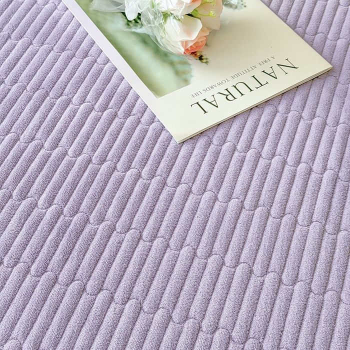 91家纺网 家纺一手货源 找家纺 雅眠居  2025新款韩版花边高克重雕花绒牛奶绒床盖四件套 安娜花园-香芋紫