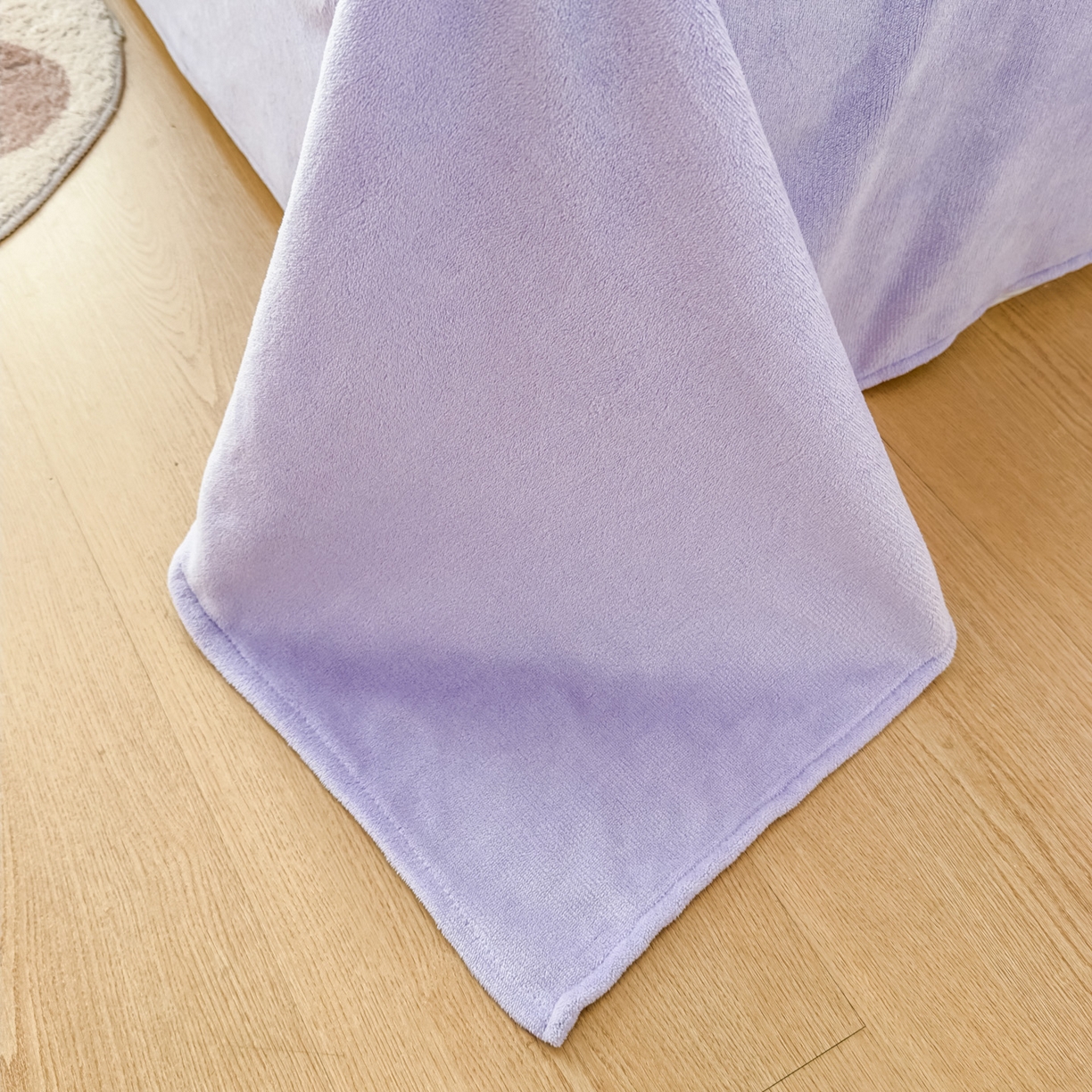 91家纺网 家纺一手货源 找家纺 浩诚 2025新款高克重原创设计牛奶绒大版卡通四件套第2批 紫色巴拉