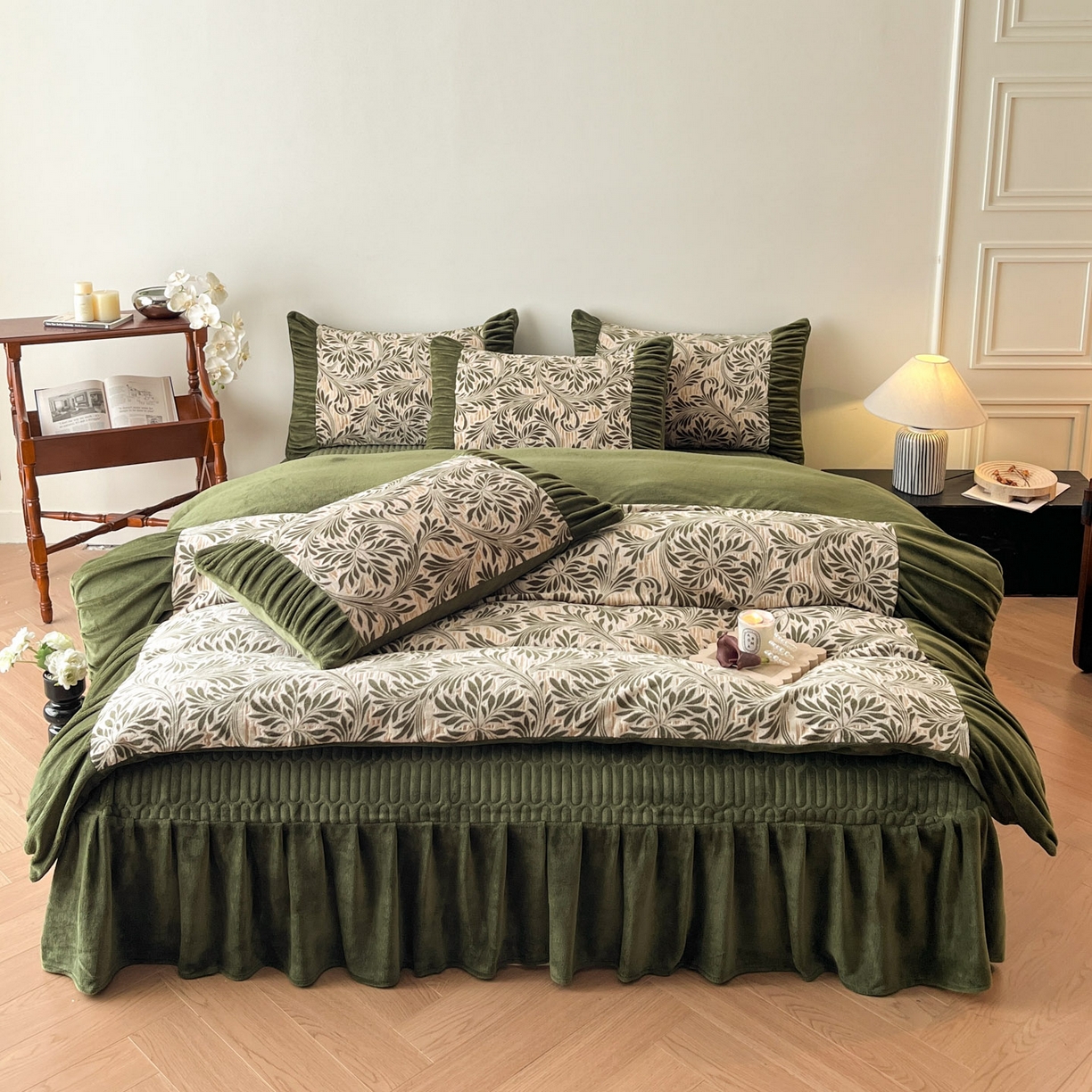 91家纺网 家纺一手货源 找家纺 金阳光家纺 2025新款雕花绒色烂牛奶绒法式泡泡袖牛奶绒床单床盖四件套 香谢落叶-巴洛克