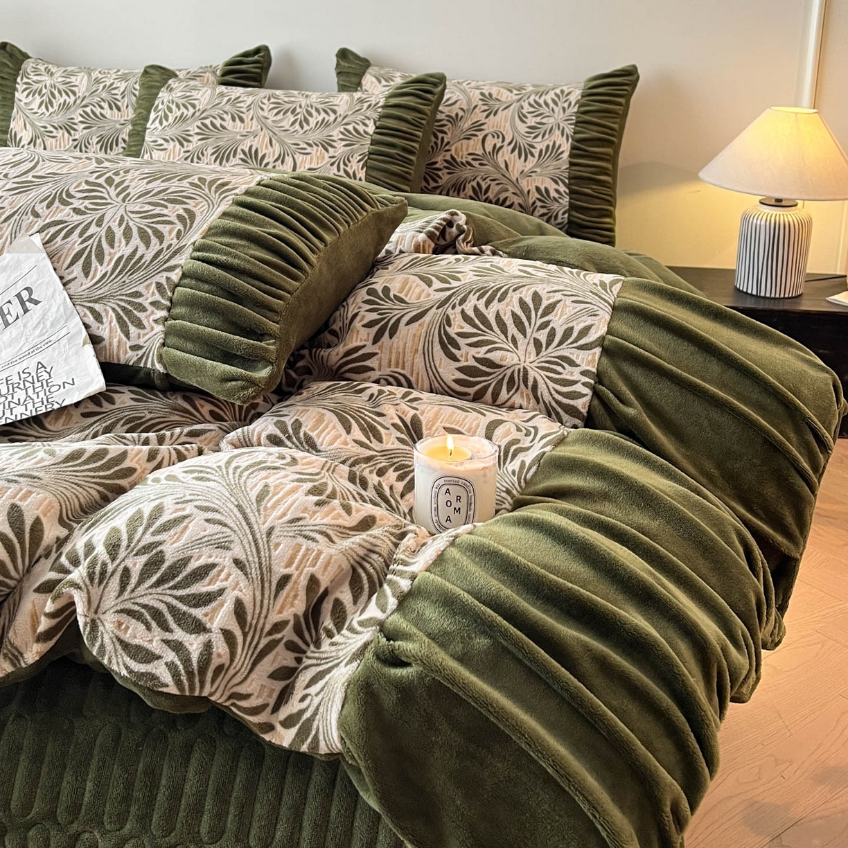 91家纺网 家纺一手货源 找家纺 金阳光家纺 2025新款雕花绒色烂牛奶绒法式泡泡袖牛奶绒床单床盖四件套 香谢落叶-巴洛克