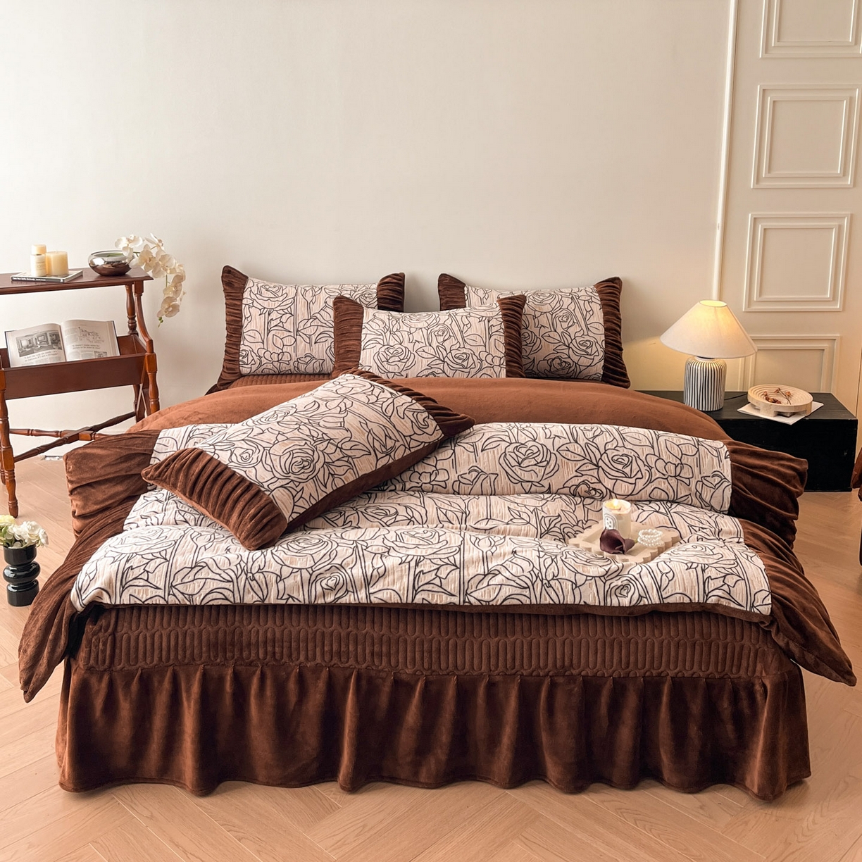 91家纺网 家纺一手货源 找家纺 金阳光家纺 2025新款雕花绒色烂牛奶绒法式泡泡袖牛奶绒床单床盖四件套 香谢落叶-塞丽娜