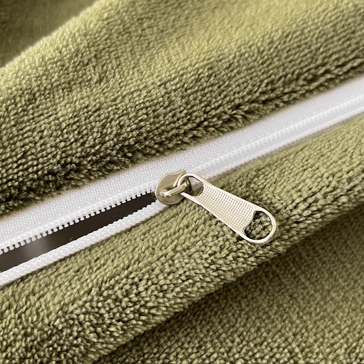 91家纺网 家纺一手货源 找家纺 金阳光家纺 2025新款雕花绒色烂牛奶绒法式泡泡袖牛奶绒床单床盖四件套 香谢落叶-小夜曲