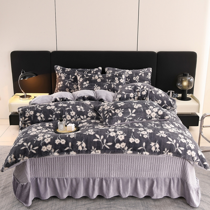 91家纺网 家纺一手货源 找家纺 （总）德比尔斯  2025新款兔毛绒兔兔绒牛奶绒四件套床盖款