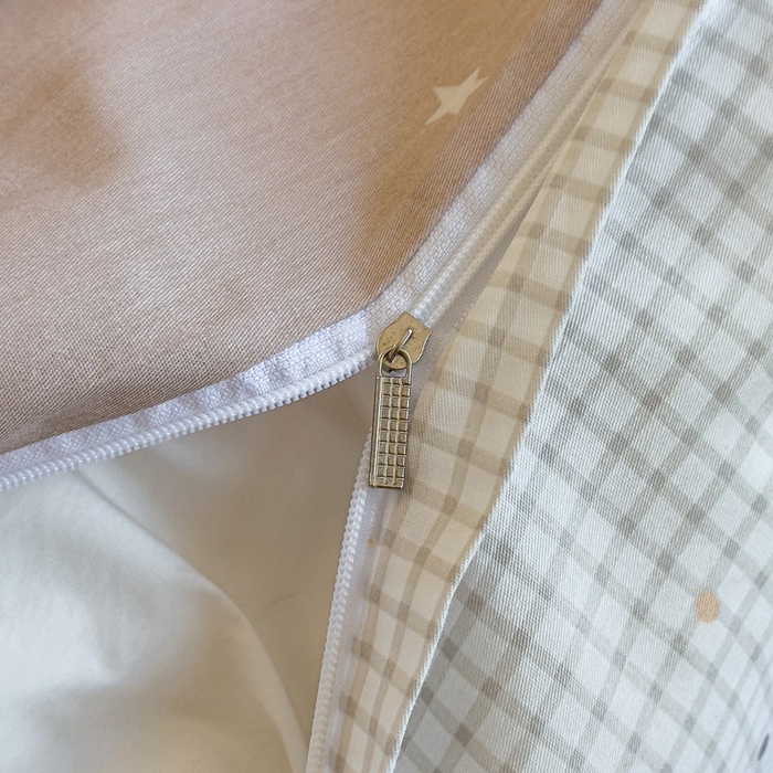 91家纺网 家纺一手货源 找家纺 绵庭家纺 2025新款田园花卉全棉纯棉印花四件套 小熊系铃