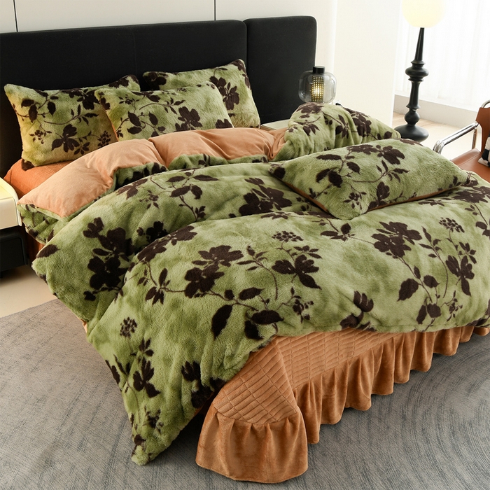 91家纺网 家纺一手货源 找家纺 德比尔斯  2025新款兔毛绒兔兔绒牛奶绒四件套床盖款 椿野