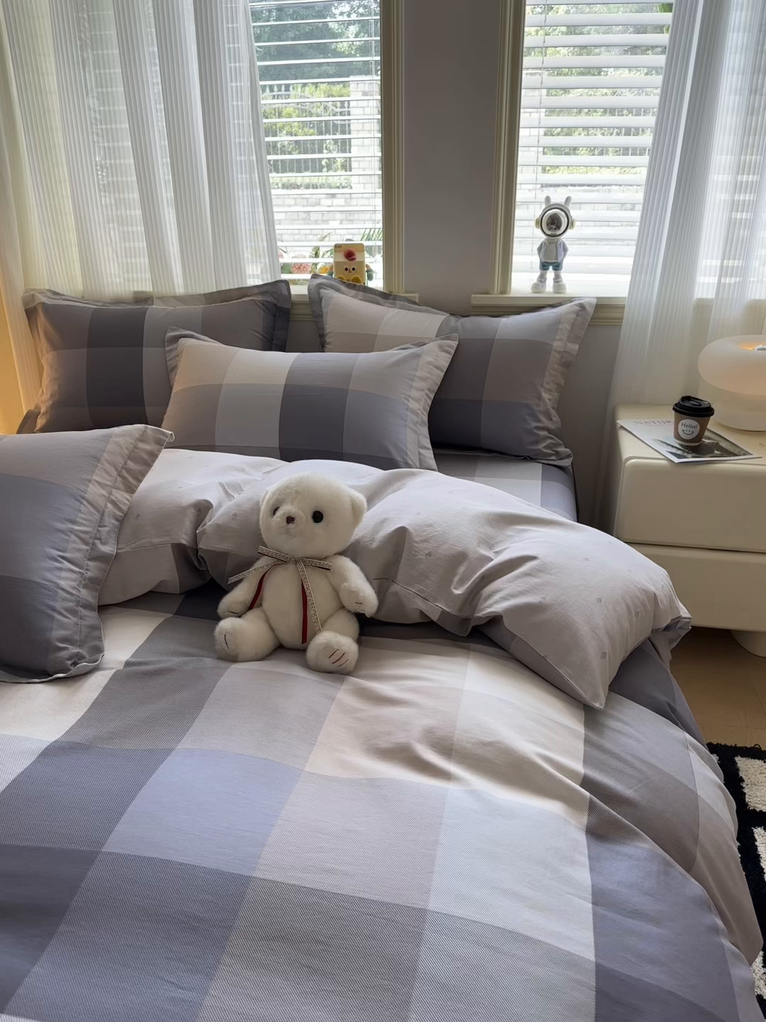 91家纺网 家纺一手货源 找家纺 绵庭家纺 2025新款田园花卉全棉纯棉印花四件套 烟花格章-灰