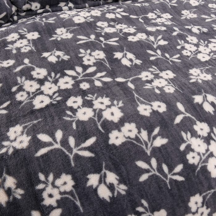 91家纺网 家纺一手货源 找家纺 德比尔斯  2025新款兔毛绒兔兔绒牛奶绒四件套床盖款 莫奈花园